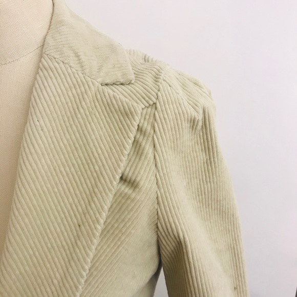 Blazer - Picture 2 of 8